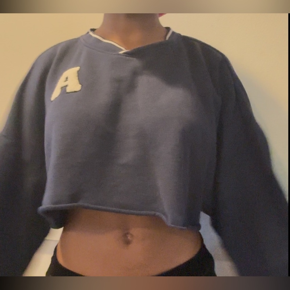 H&M Gray Boxy Cropped Hoodie